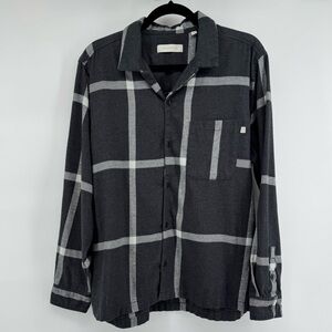 Urban Outfitters Standard Cloth flannel camp collar shirt Men's Size Large